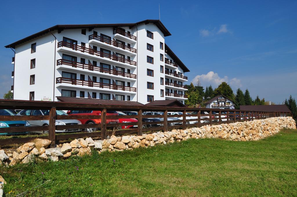 Cheile Gradistei Fundata Resort Εξωτερικό φωτογραφία