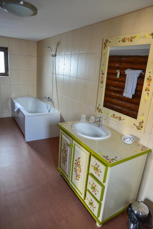 Cheile Gradistei Fundata Resort Δωμάτιο φωτογραφία