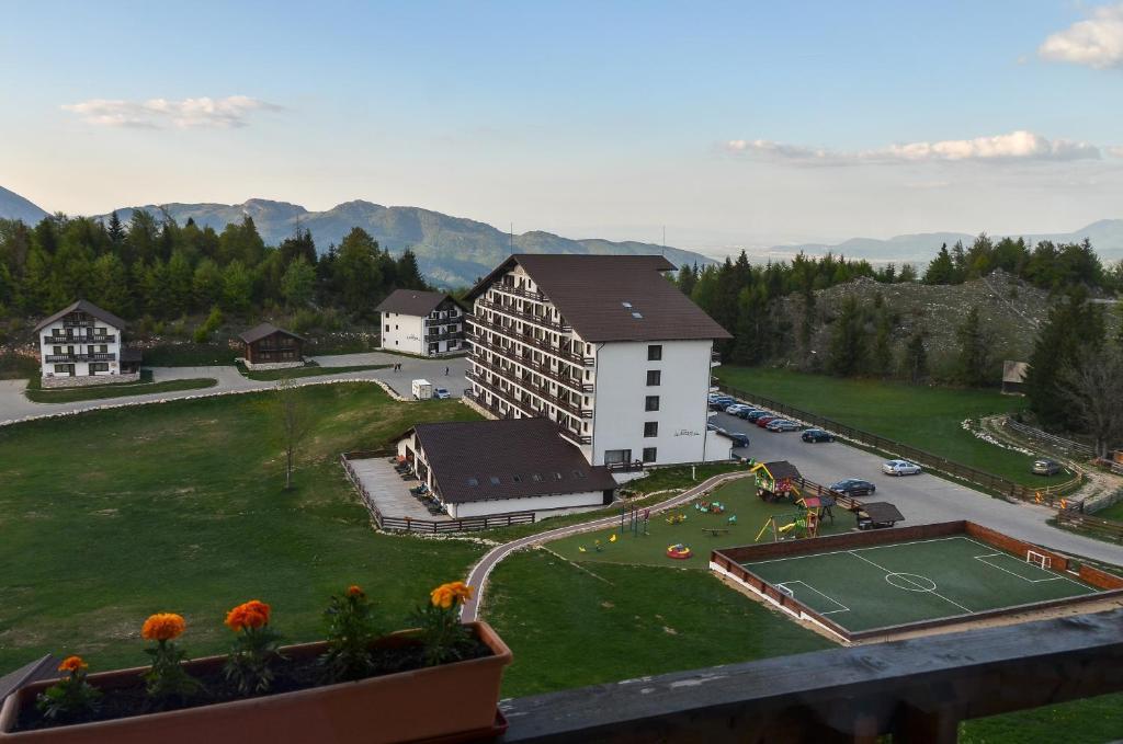 Cheile Gradistei Fundata Resort Εξωτερικό φωτογραφία
