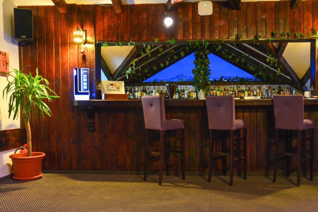 Cheile Gradistei Fundata Resort Εξωτερικό φωτογραφία