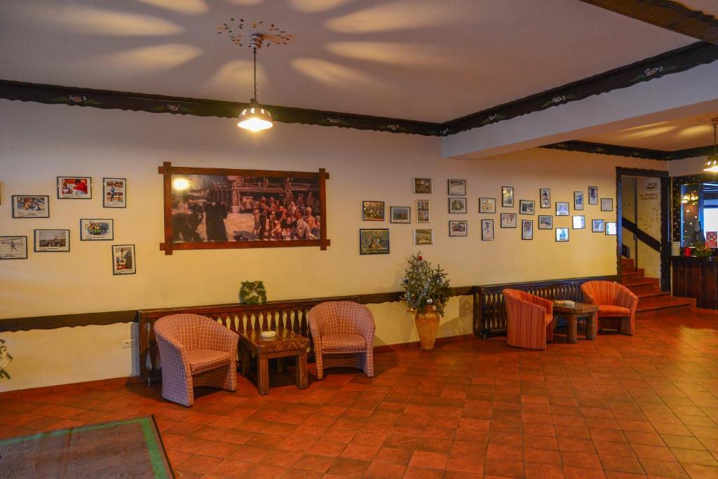 Cheile Gradistei Fundata Resort Εξωτερικό φωτογραφία